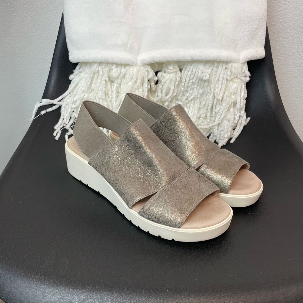 Garnet Hill Johnston & Murphy Cassandra Metallic Leather Sandal 9.5